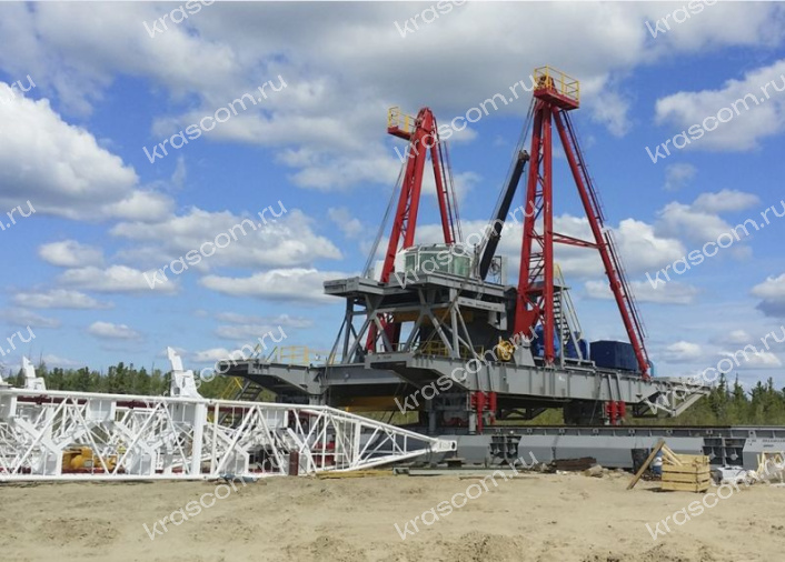 Окрашивание нефтяных буровых установок