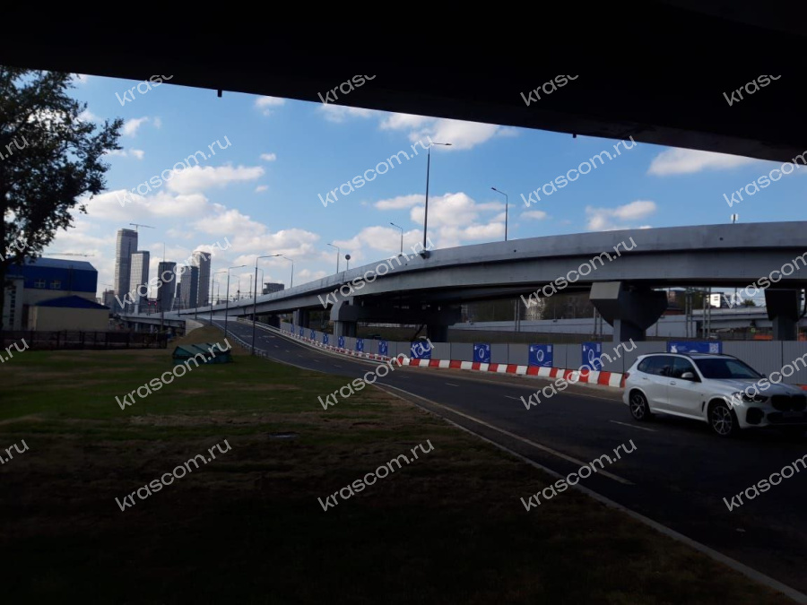 Изокрил Финиш 50 выбран при окраске железобетонных конструкций эстакад 