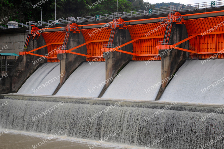 Гидротехнические и портовые сооружения